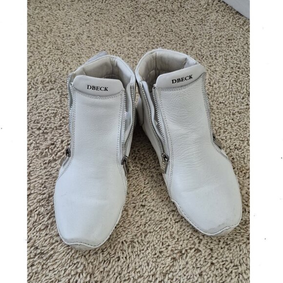 DBeck Women's Warm Winter Boots - Picture 1 of 7